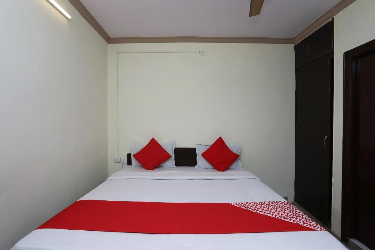 Oyo 29411 Hotel Vanshika Agra  Zewnętrze zdjęcie