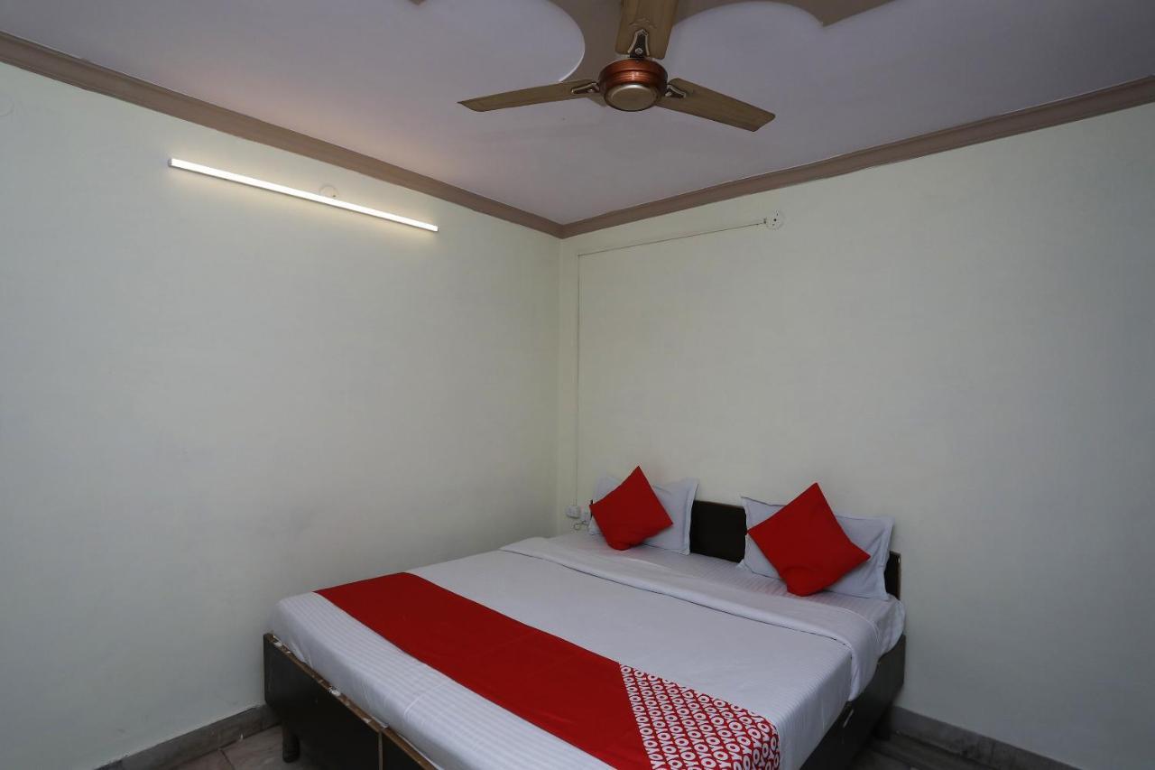 Oyo 29411 Hotel Vanshika Agra  Zewnętrze zdjęcie