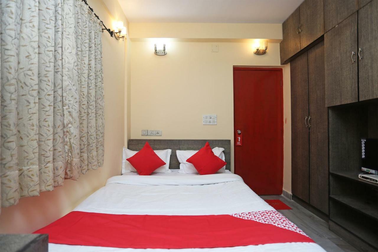 Oyo 29411 Hotel Vanshika Agra  Zewnętrze zdjęcie