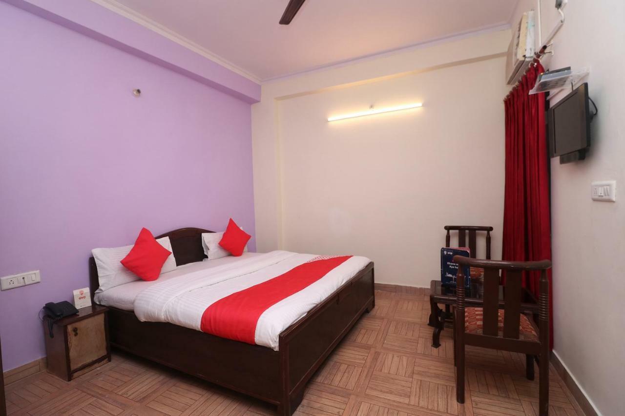 Oyo 29411 Hotel Vanshika Agra  Zewnętrze zdjęcie